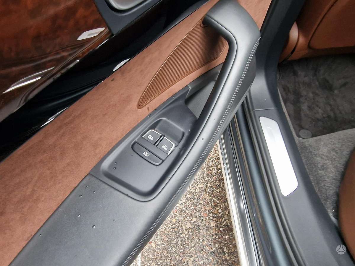 Audi A8, 3.0 l., Седан
