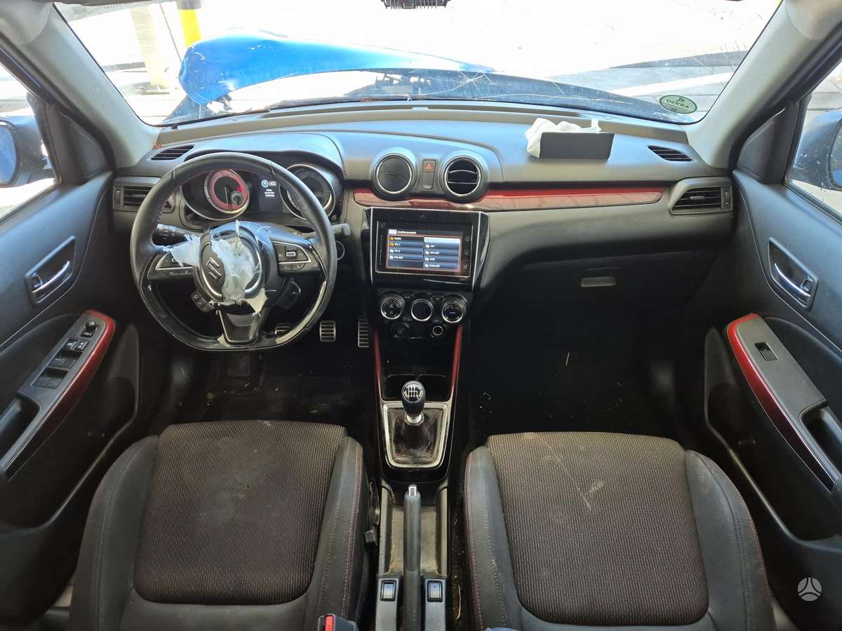 Suzuki Swift dalimis. 61 450 km