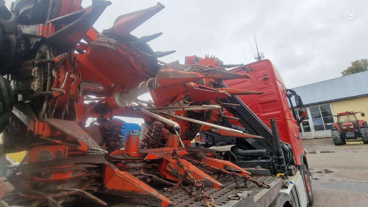 Claas Kemper 375, self-propelled mower conditioners