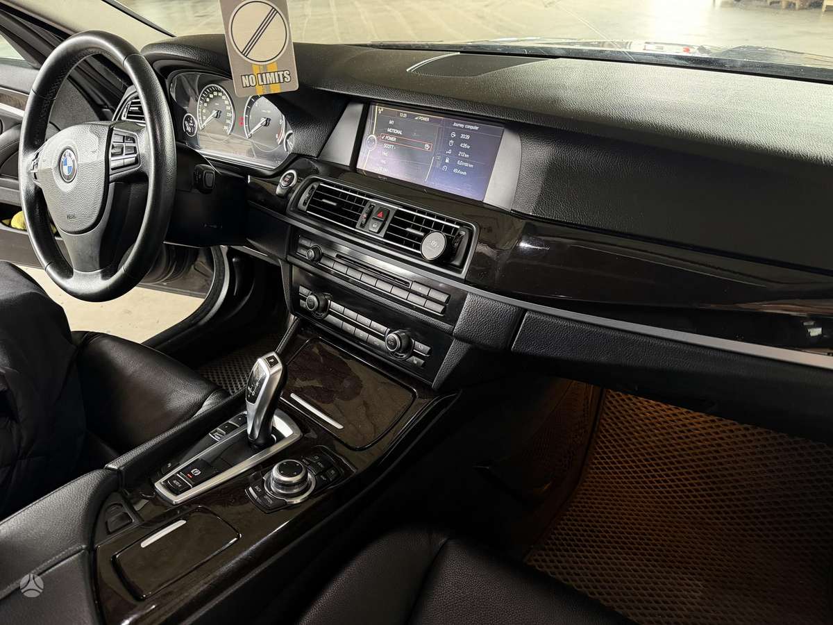 BMW 520, 2.0 l., Седан