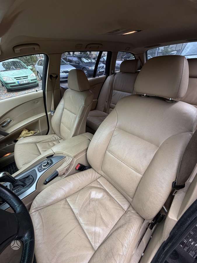 BMW 525, 2.5 l., wagon