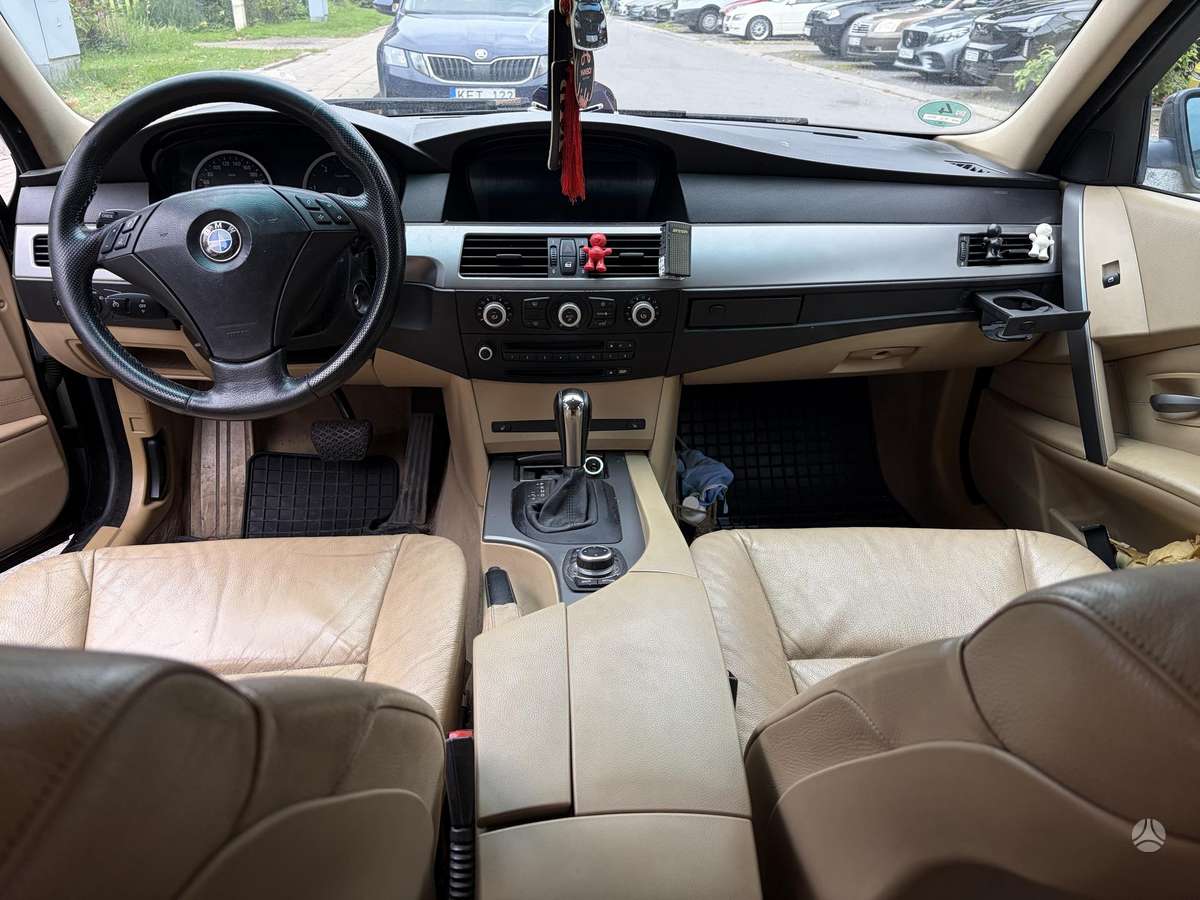 BMW 525, 2.5 l., wagon