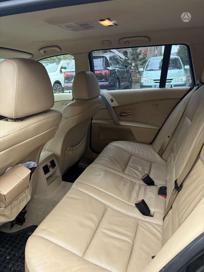 BMW 525, 2.5 l., wagon