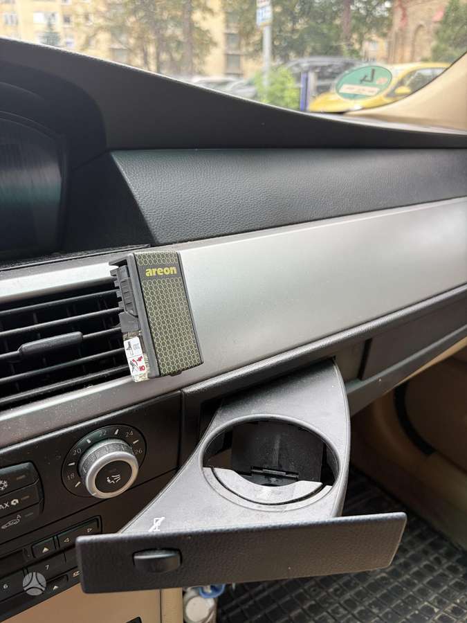 BMW 525, 2.5 l., Универсал