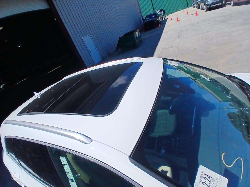 Audi Q5, 2.0 l., off-road / crossover