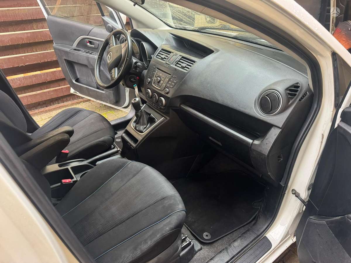 Mazda 5, 1.6 l., Минивэн