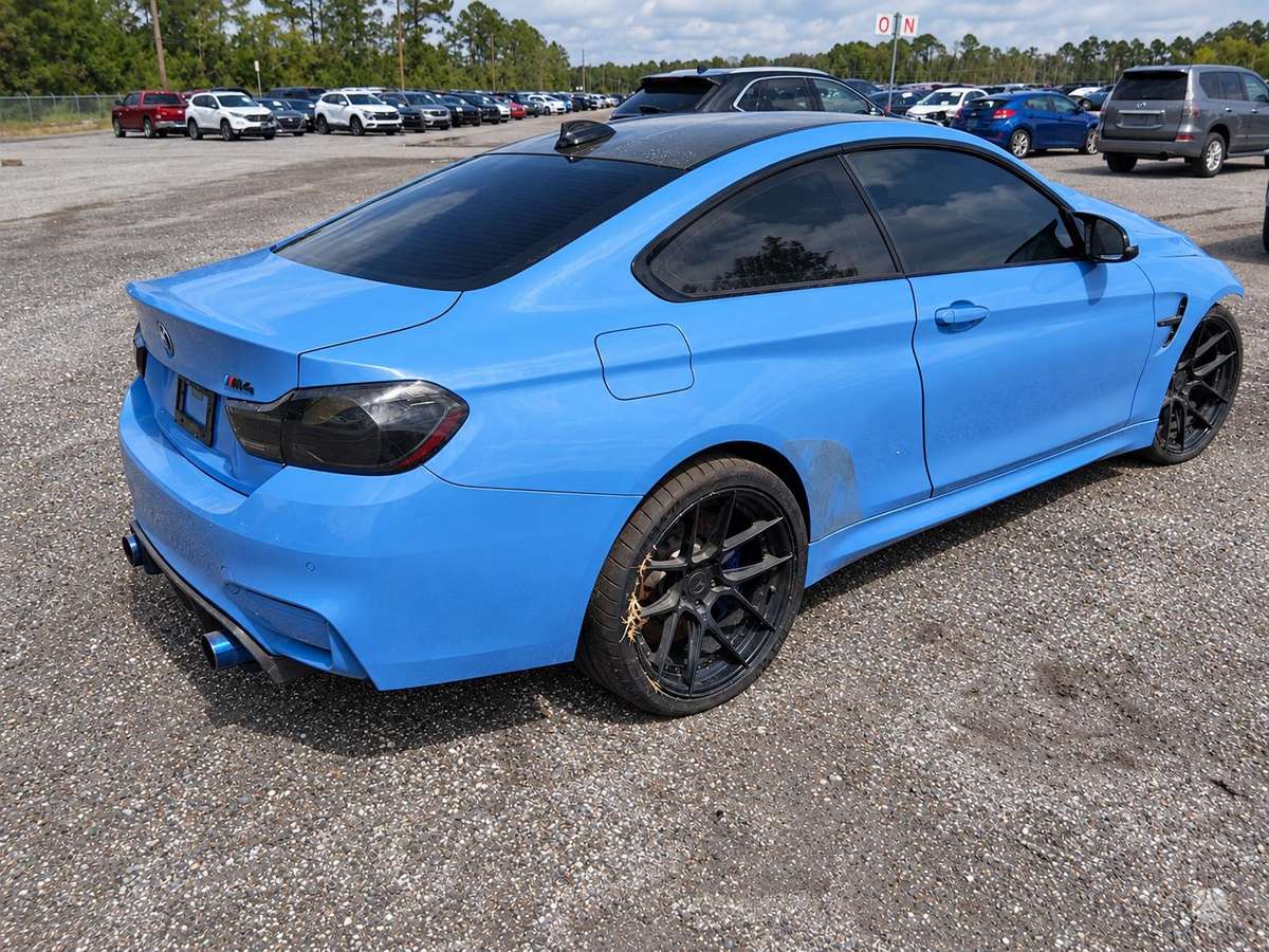BMW M4, 3.0 l., coupe