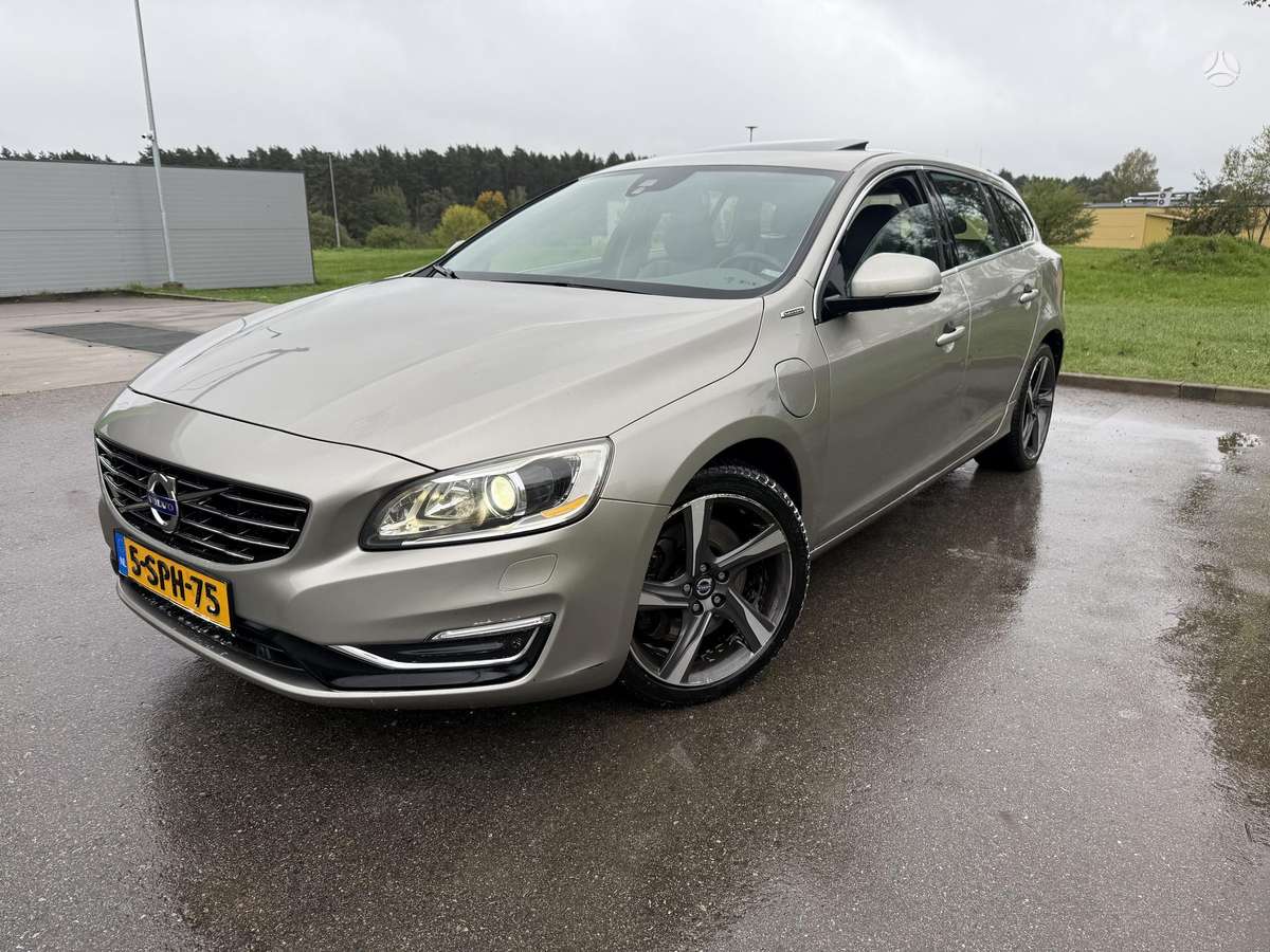 Volvo V60, 2.4 l., Универсал