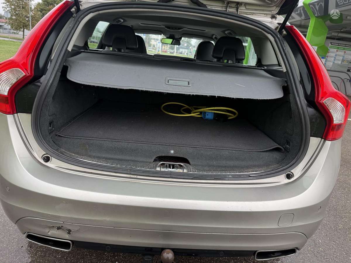 Volvo V60, 2.4 l., Универсал