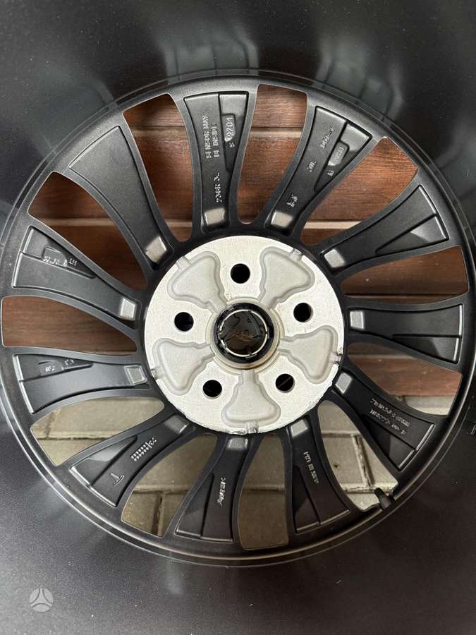 TESLA Y, light alloy, R21