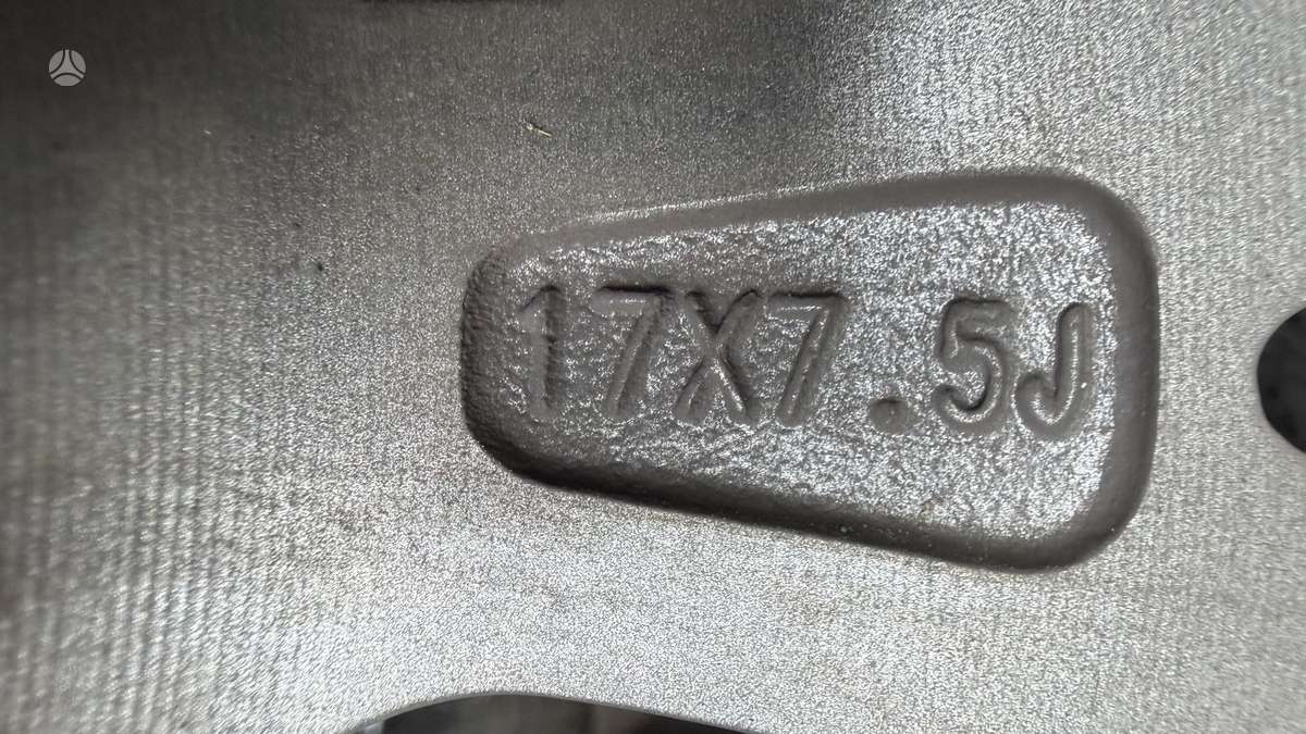 Volkswagen, light alloy, R17