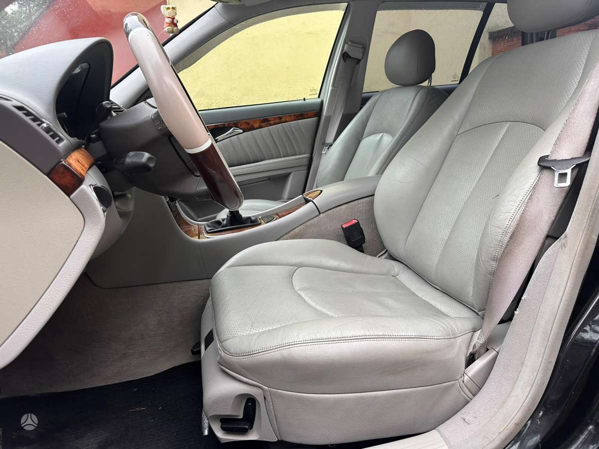 Mercedes-Benz E270, 2.7 l., Универсал