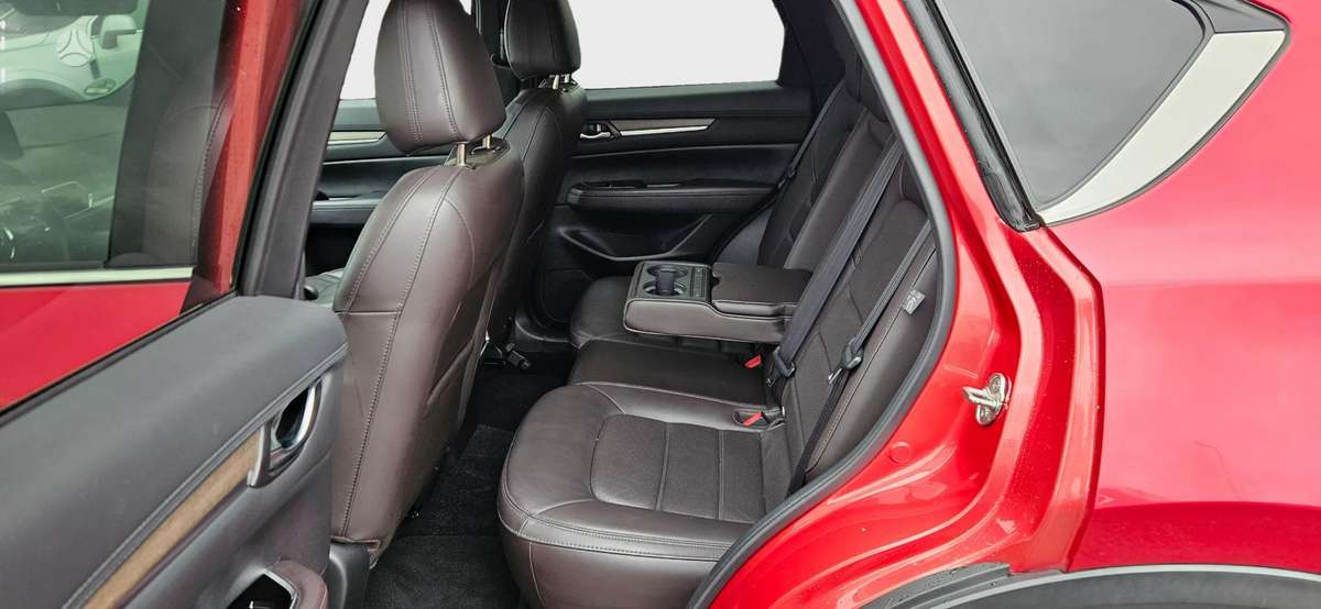 Mazda CX-5, 2.2 l., off-road / crossover