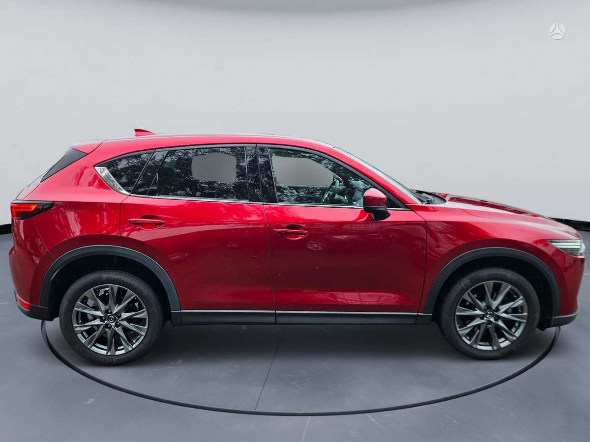Mazda CX-5, 2.2 l., off-road / crossover