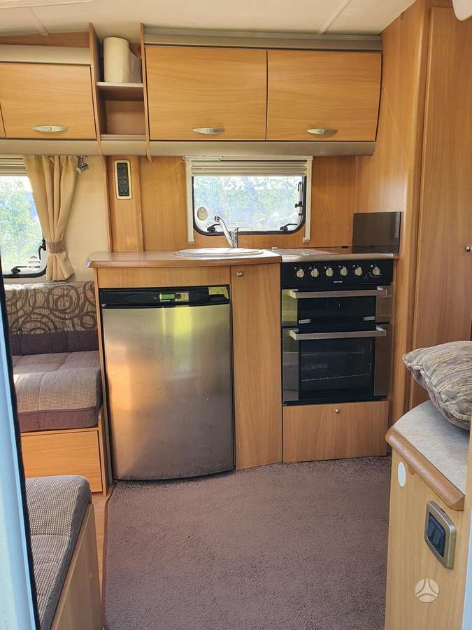 Swift CHALLENGER, кемперы