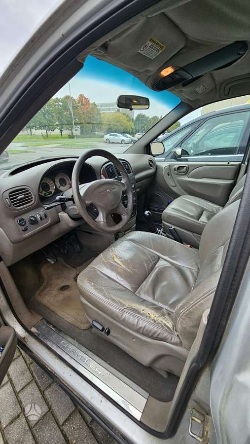 Chrysler Voyager, 2.5 l., Минивэн