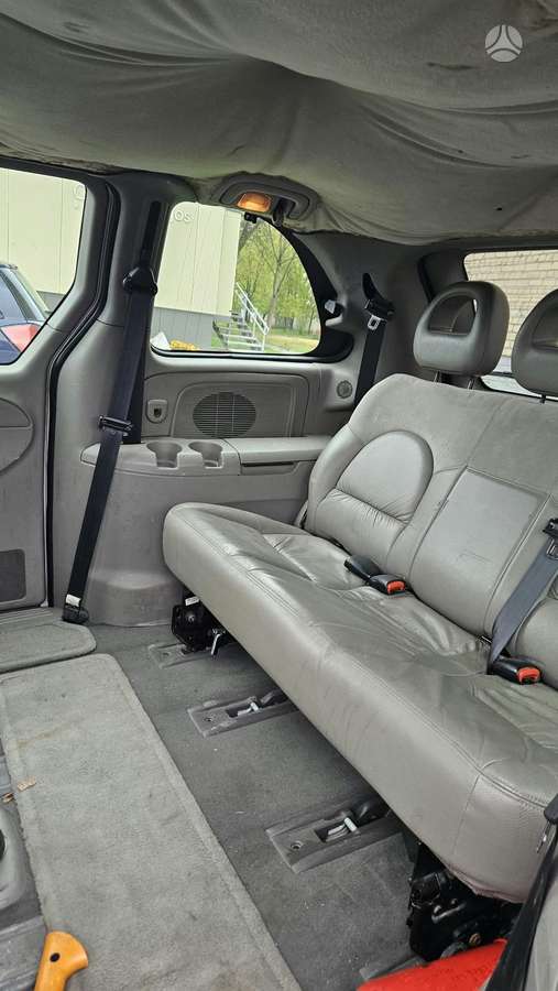 Chrysler Voyager, 2.5 l., Минивэн
