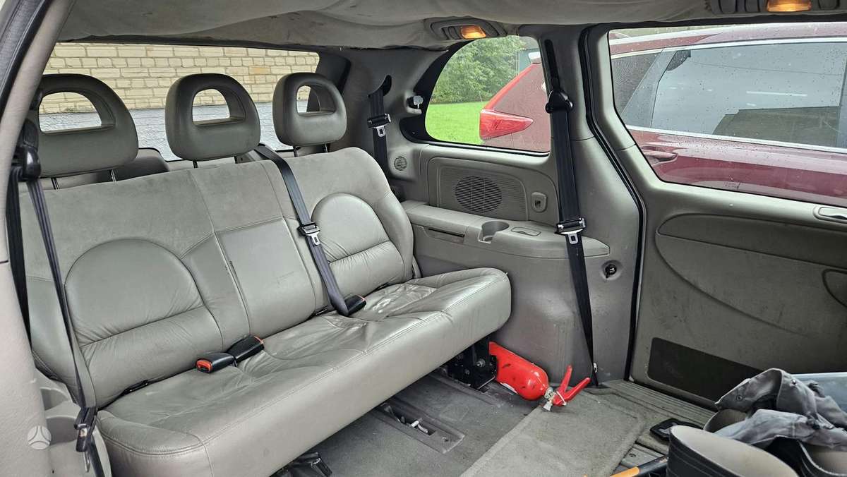 Chrysler Voyager, 2.5 l., Минивэн