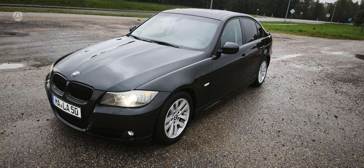 BMW 318, 2.0 l., Седан