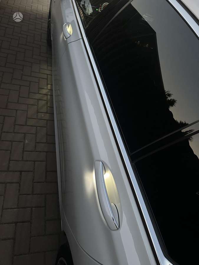 BMW 730, 3.0 l., Седан