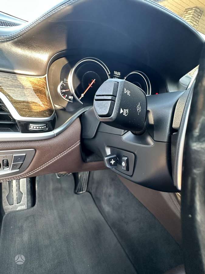 BMW 730, 3.0 l., Седан