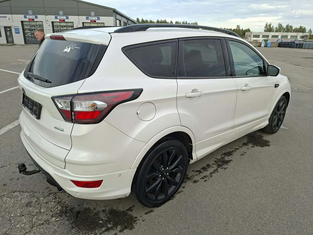 Ford Kuga, 1.5 l., Хэтчбек