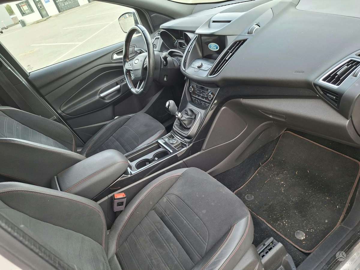 Ford Kuga, 1.5 l., hatchback