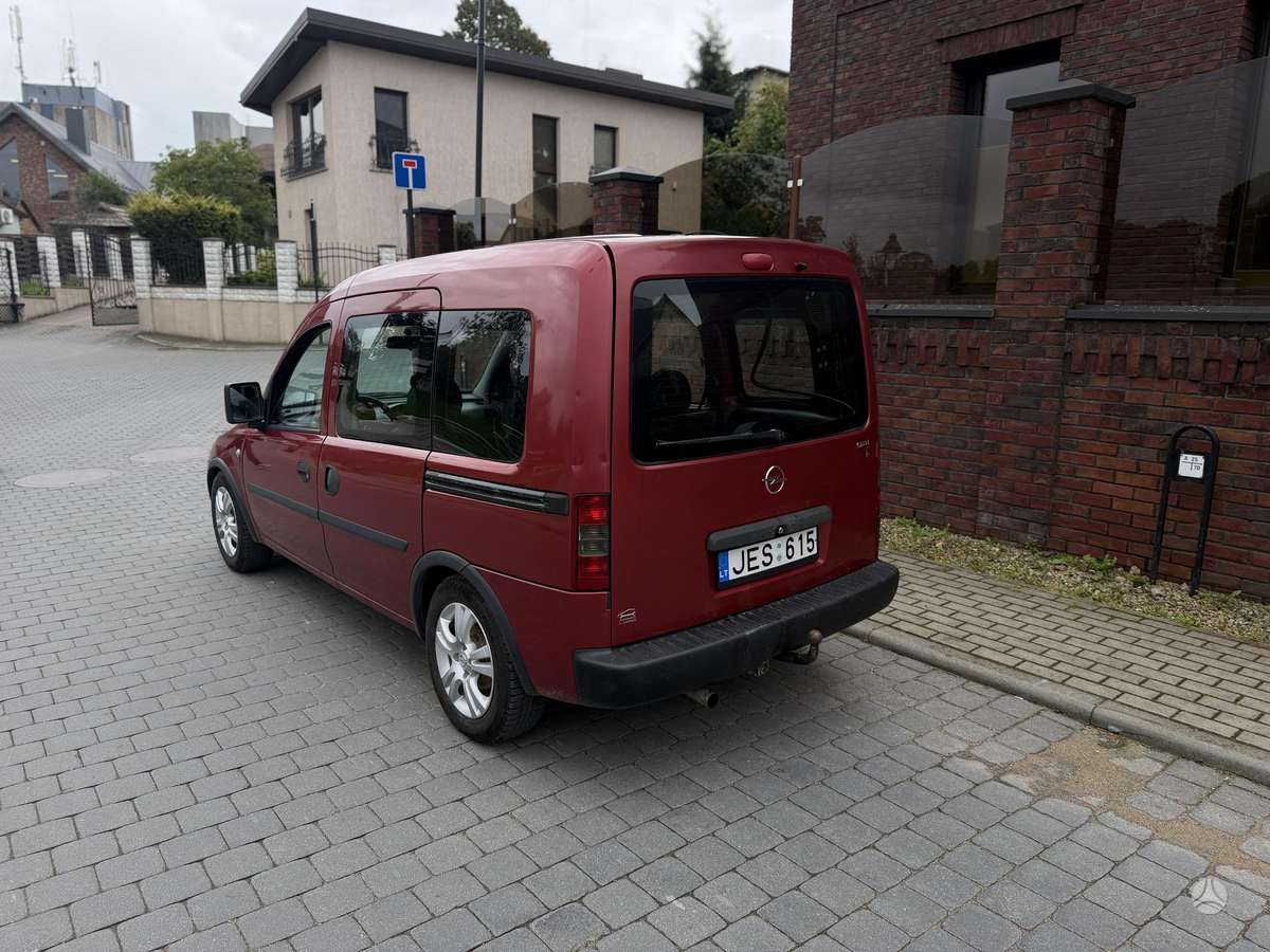 Opel Combo, 1.3 l., mpv / minivan