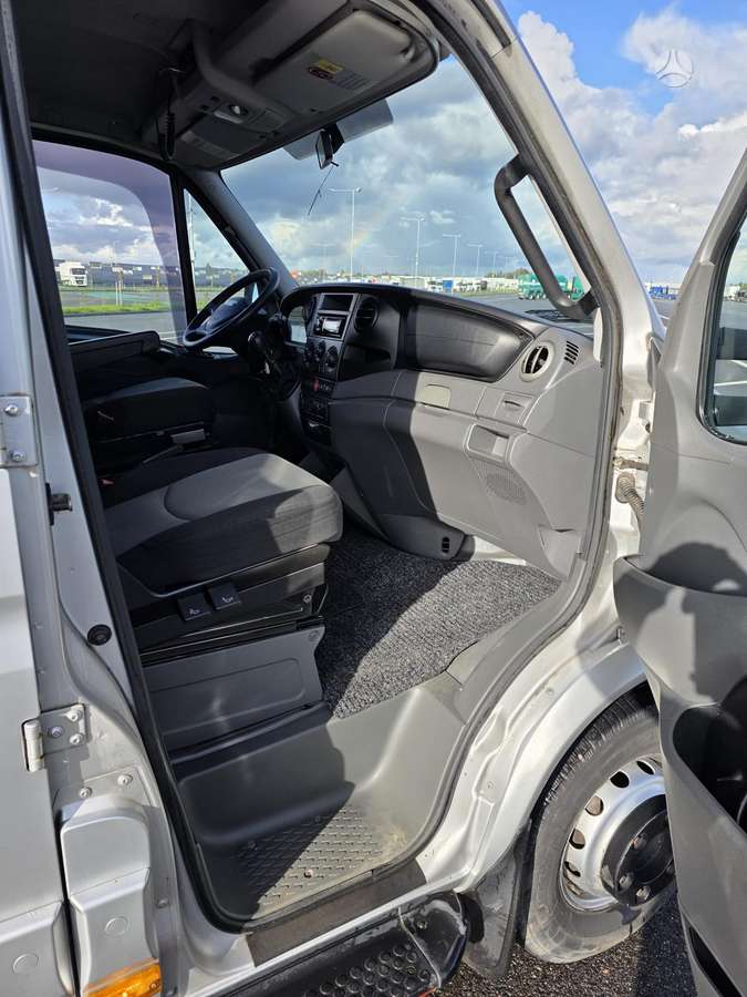Iveco 70c17, автовозы