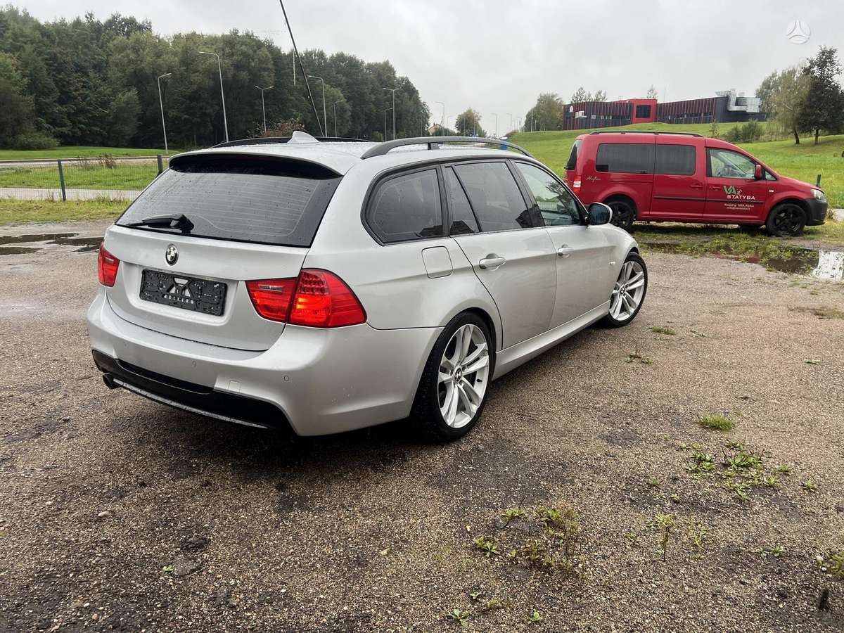 BMW 320, 2.0 l., wagon
