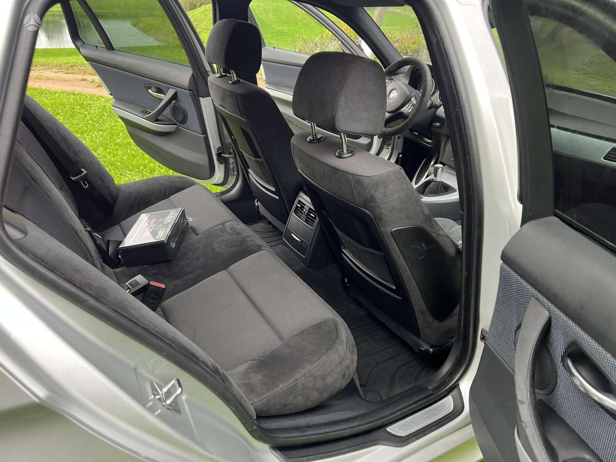 BMW 320, 2.0 l., wagon