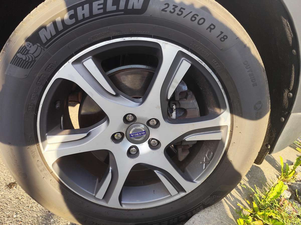 Volvo XC60, 2.0 l., Минивэн