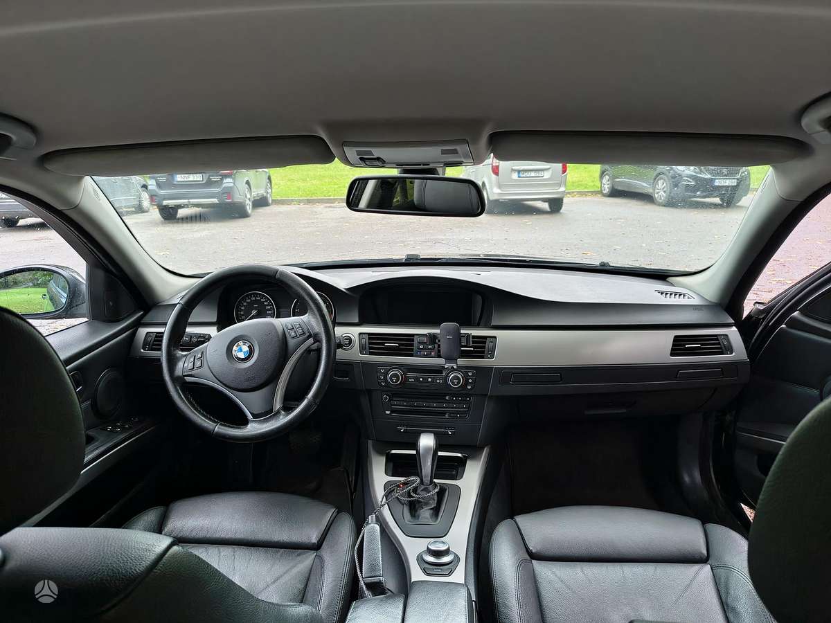 BMW 320, 2.0 l., wagon