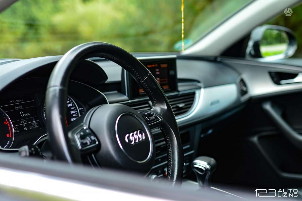 Audi A6, 3.0 l., universalas