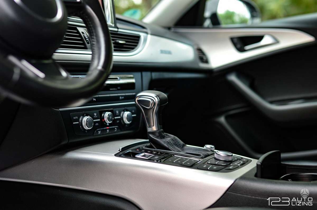 Audi A6, 3.0 l., universalas