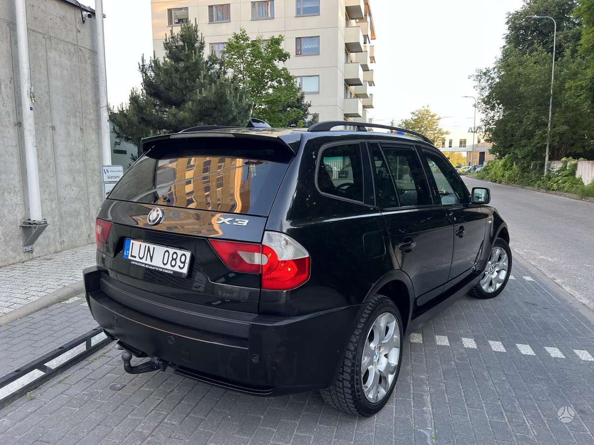 BMW X3, 2.0 l., off-road / crossover