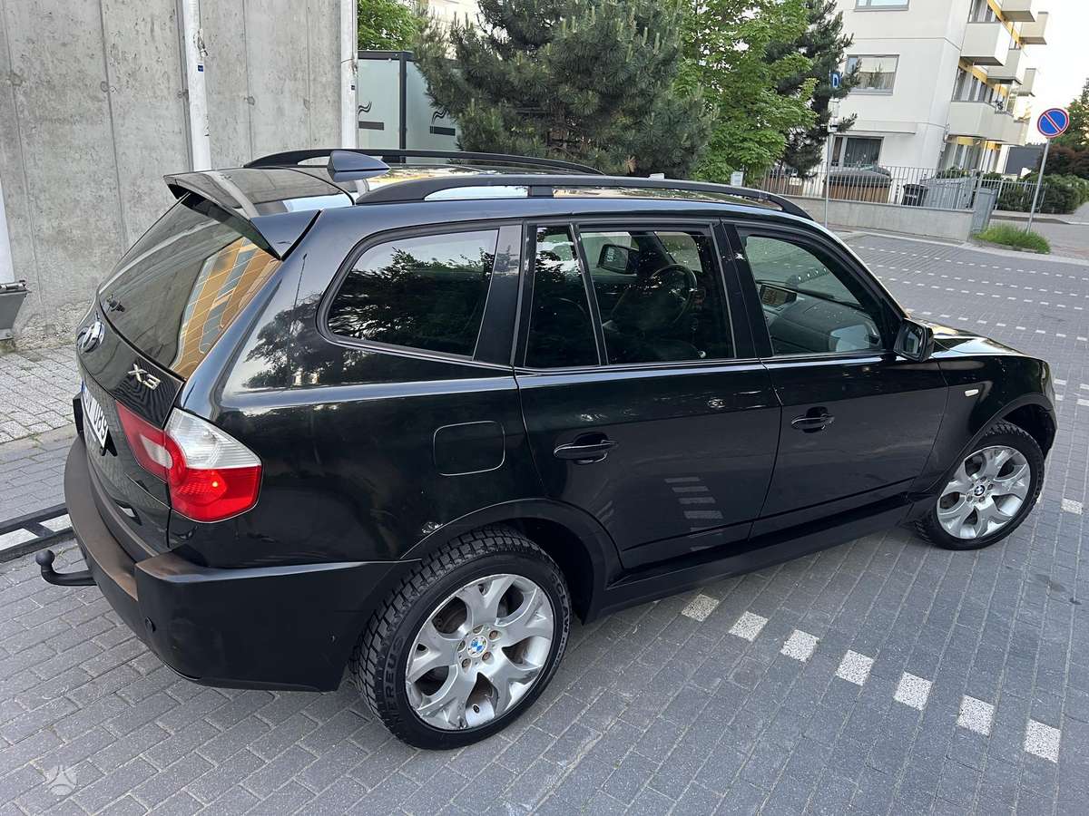 BMW X3, 2.0 l., off-road / crossover