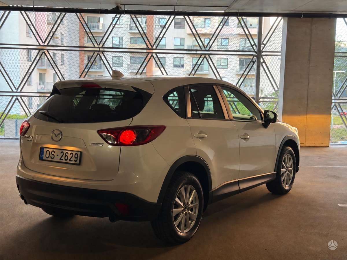 Mazda CX-5, 2.2 l., off-road / crossover
