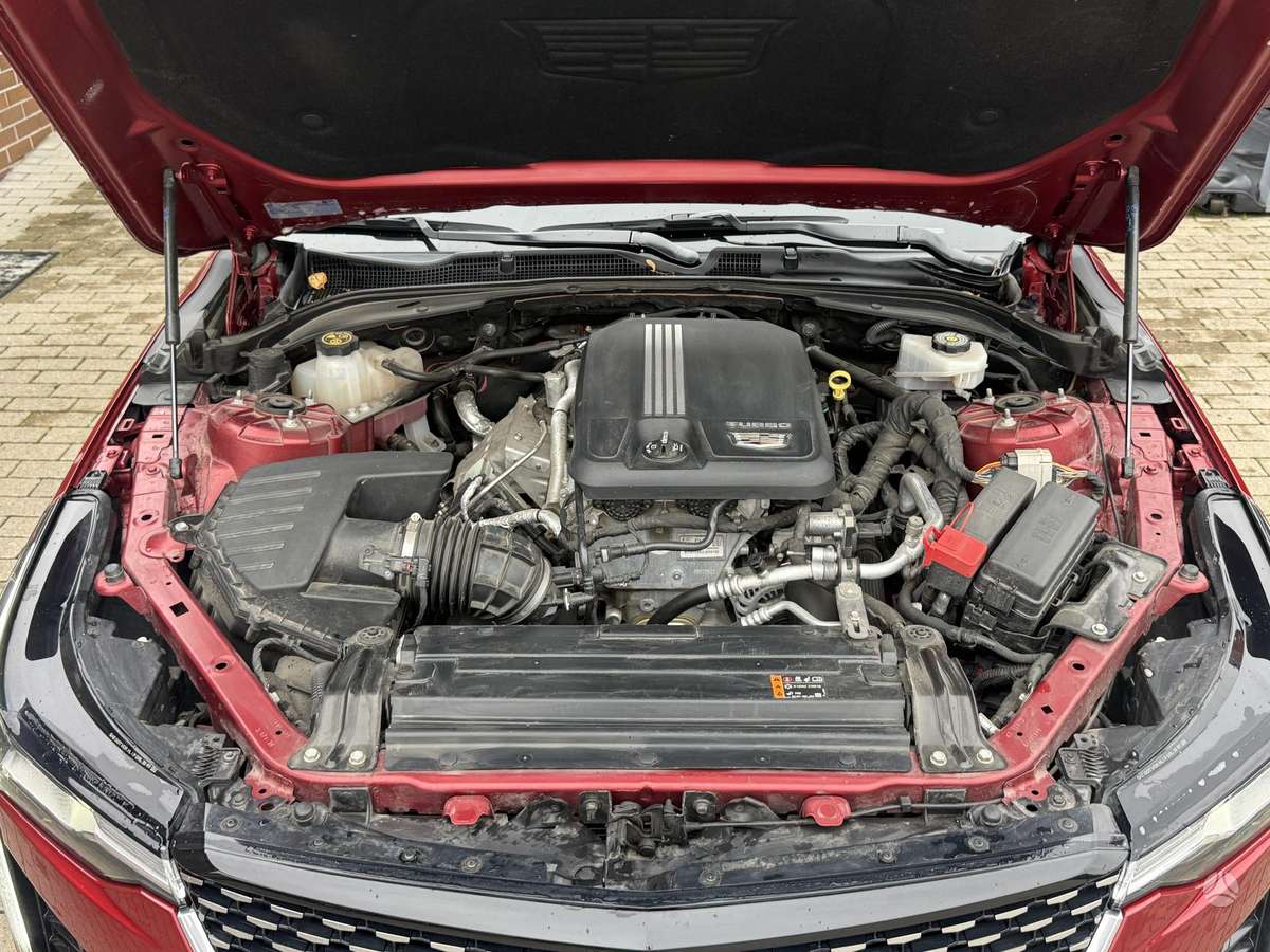 Cadillac CT4, 2.0 l., Седан