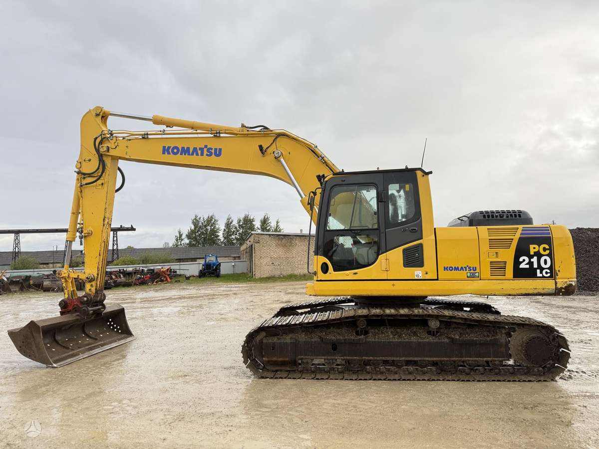Komatsu PC 210 LC-8 , 2D, экскаваторы
