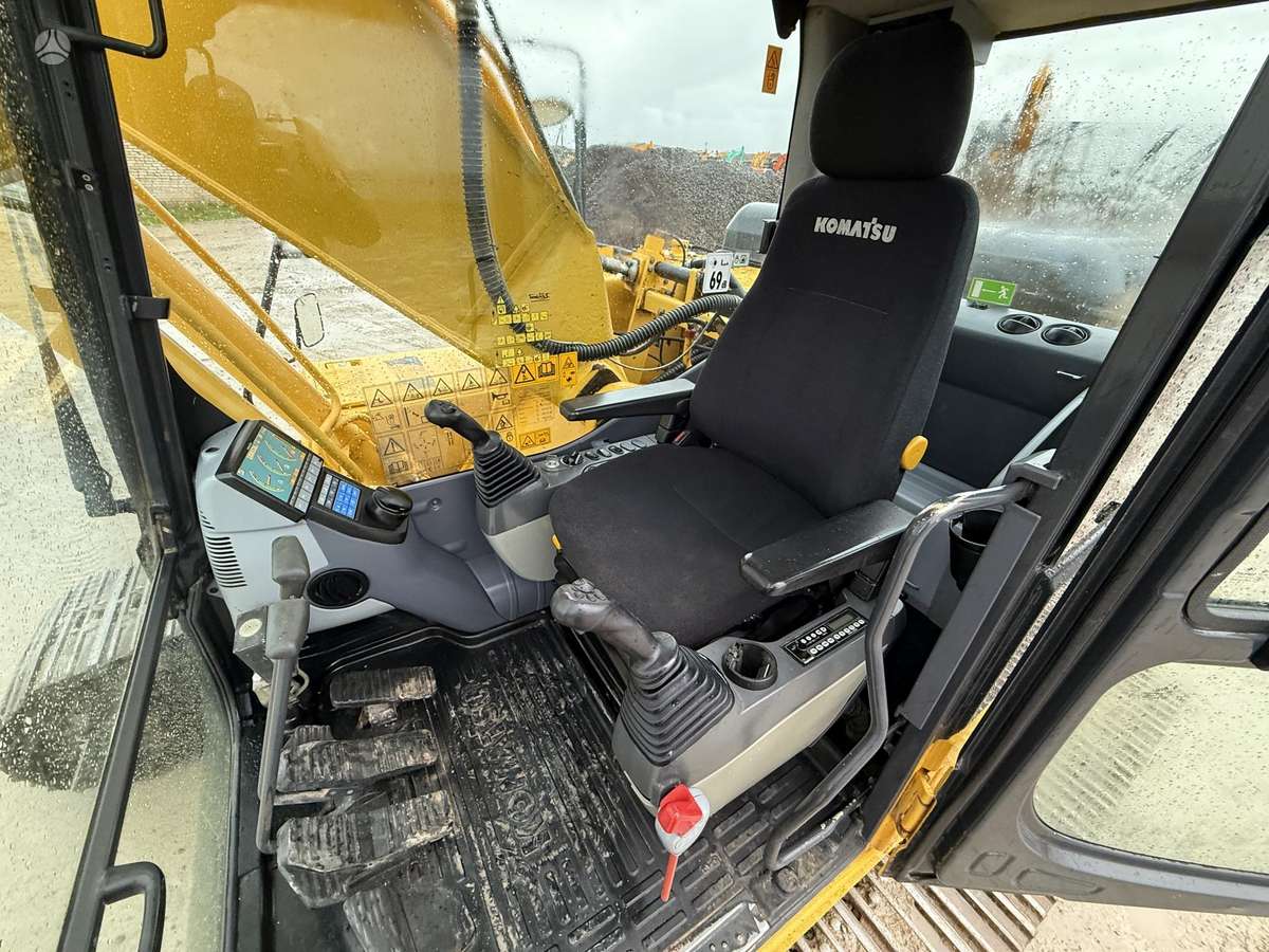 Komatsu PC 210 LC-8 , 2D, экскаваторы