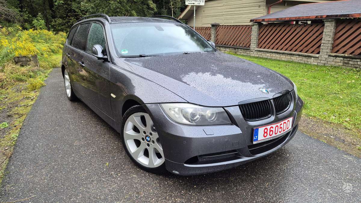 BMW 330, 3.0 l., wagon
