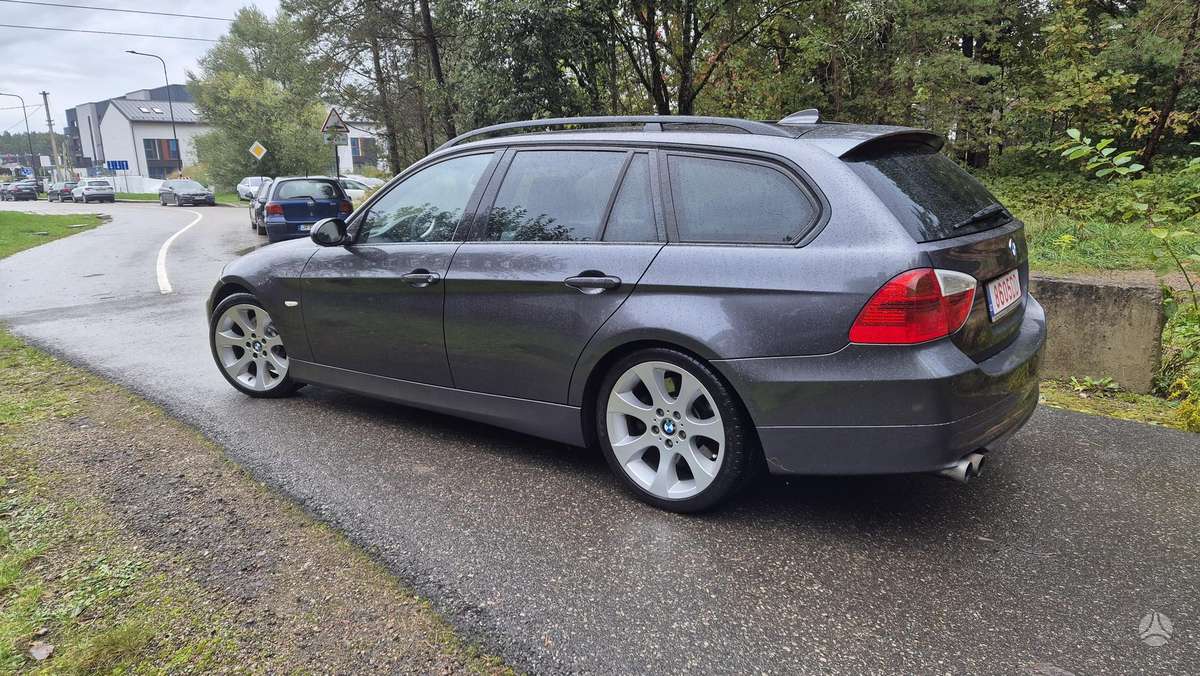 BMW 330, 3.0 l., universalas