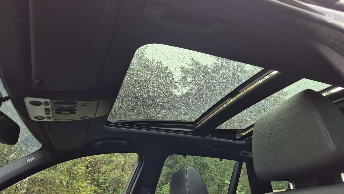 BMW 330, 3.0 l., wagon