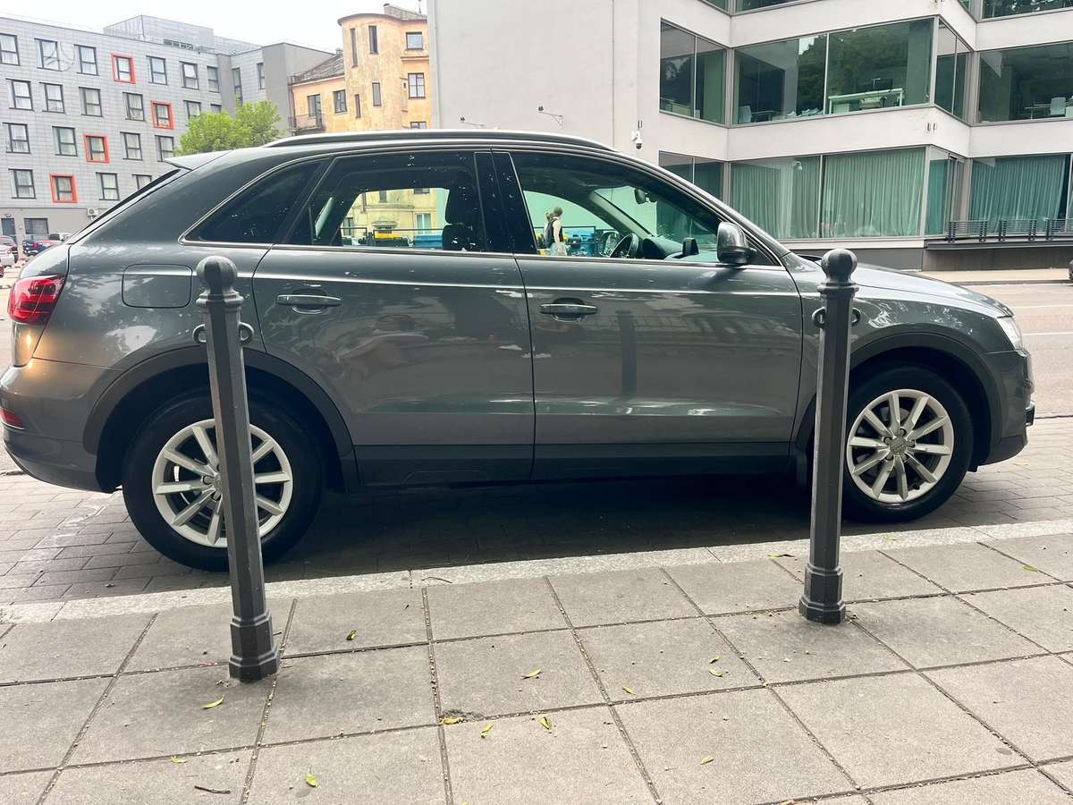 Audi Q3, Внедорожник / Кроссовер