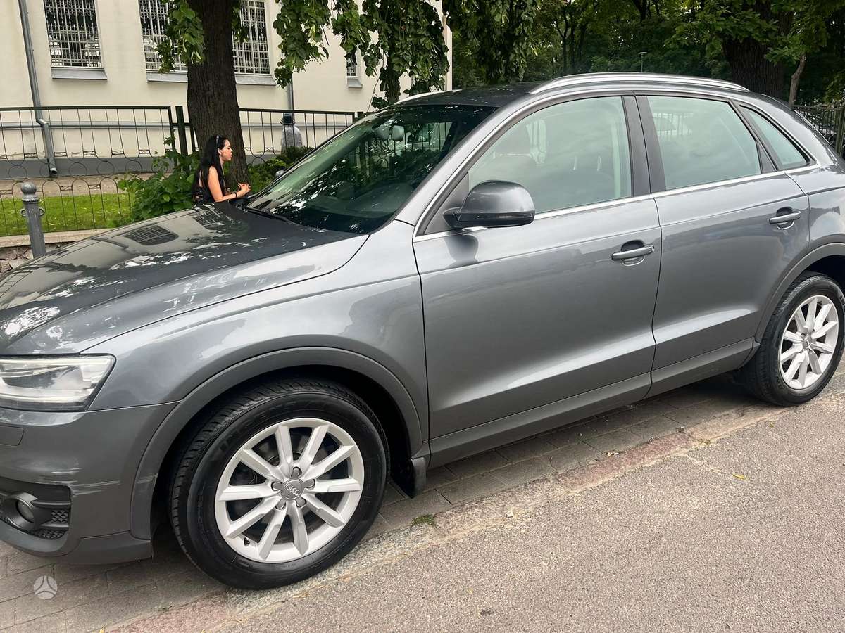 Audi Q3, Внедорожник / Кроссовер