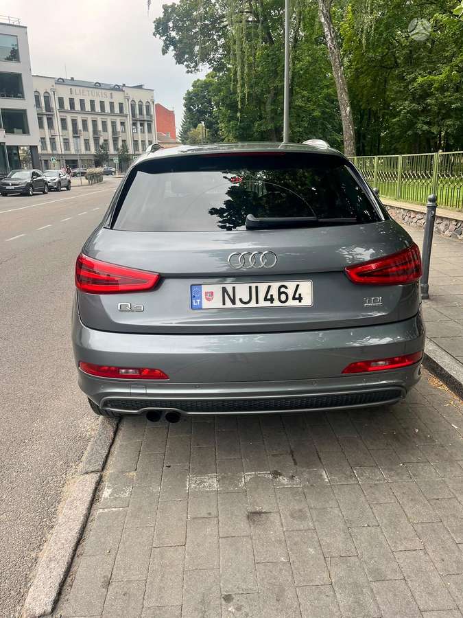 Audi Q3, Внедорожник / Кроссовер