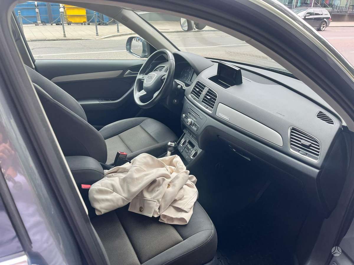 Audi Q3, Внедорожник / Кроссовер