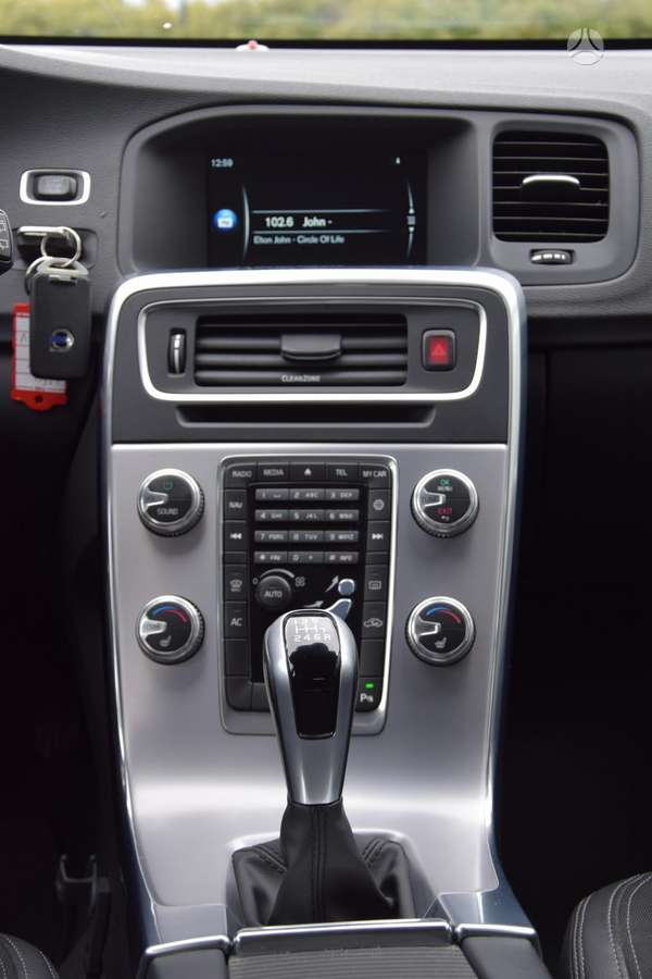 Volvo V60, 2.0 l., wagon