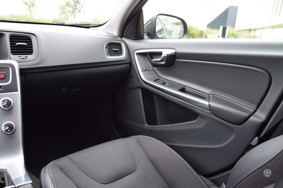 Volvo V60, 2.0 l., wagon